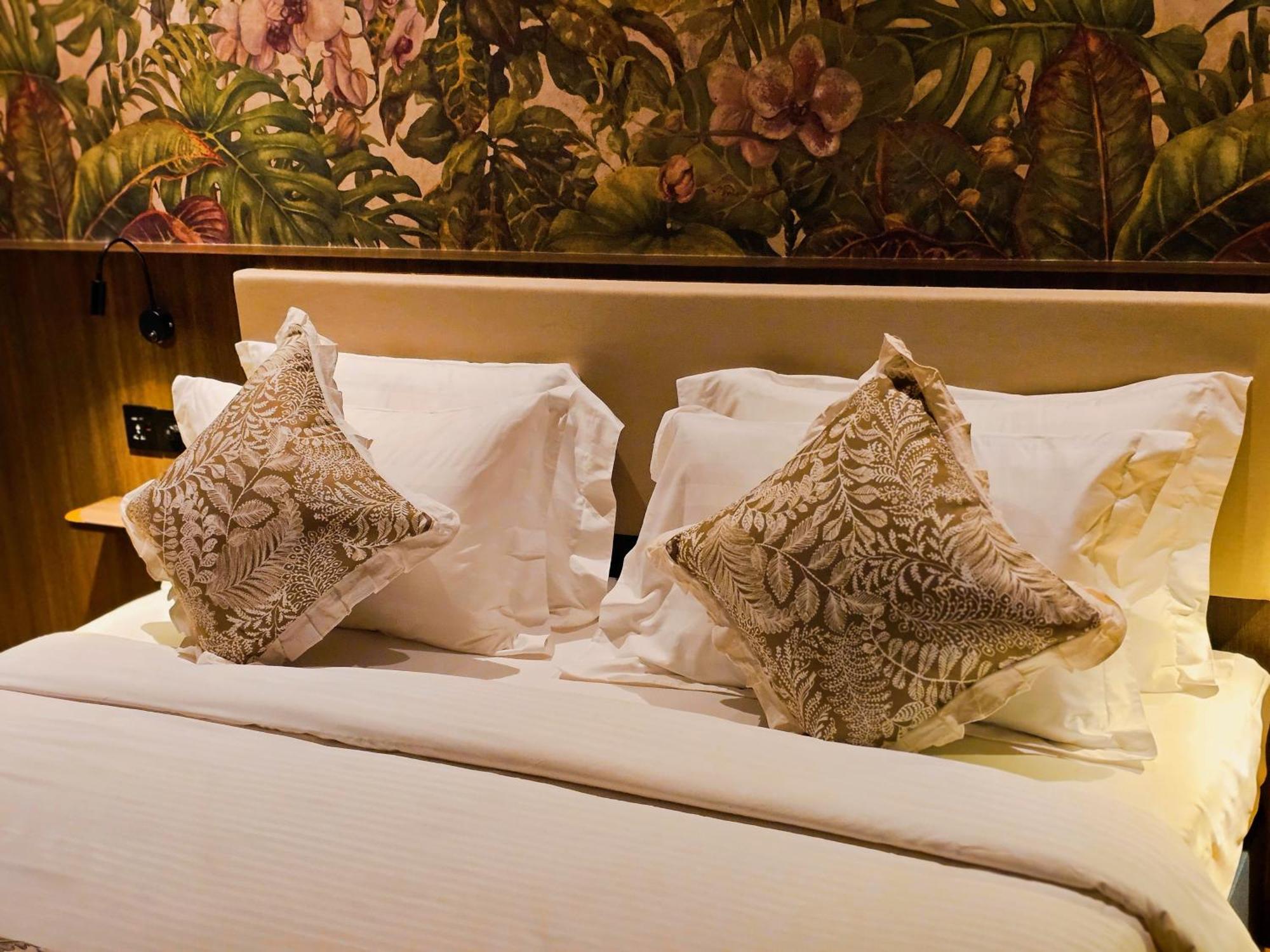 The Palm Suite At Lava Mansion George Town Extérieur photo