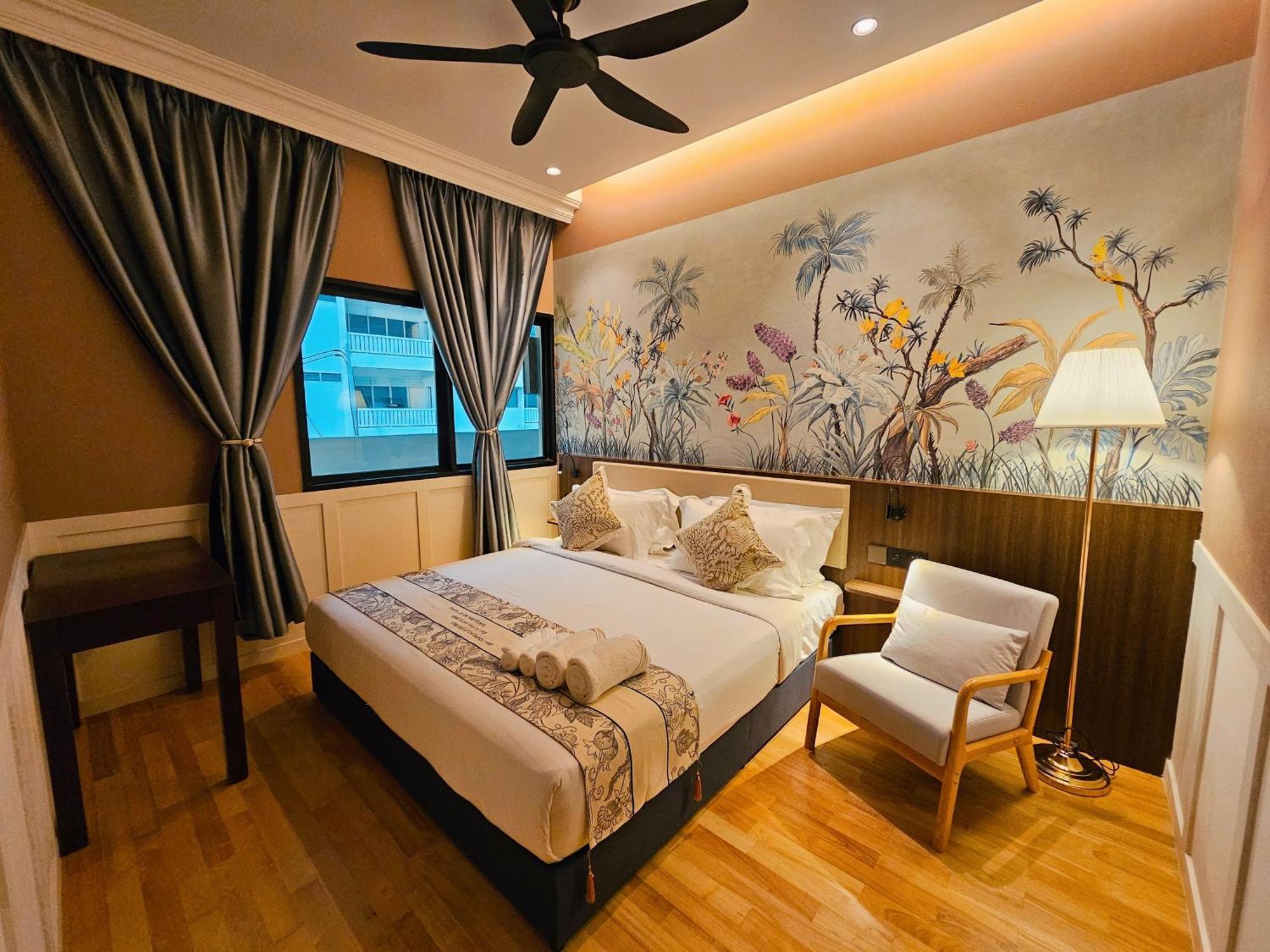 The Palm Suite At Lava Mansion George Town Extérieur photo