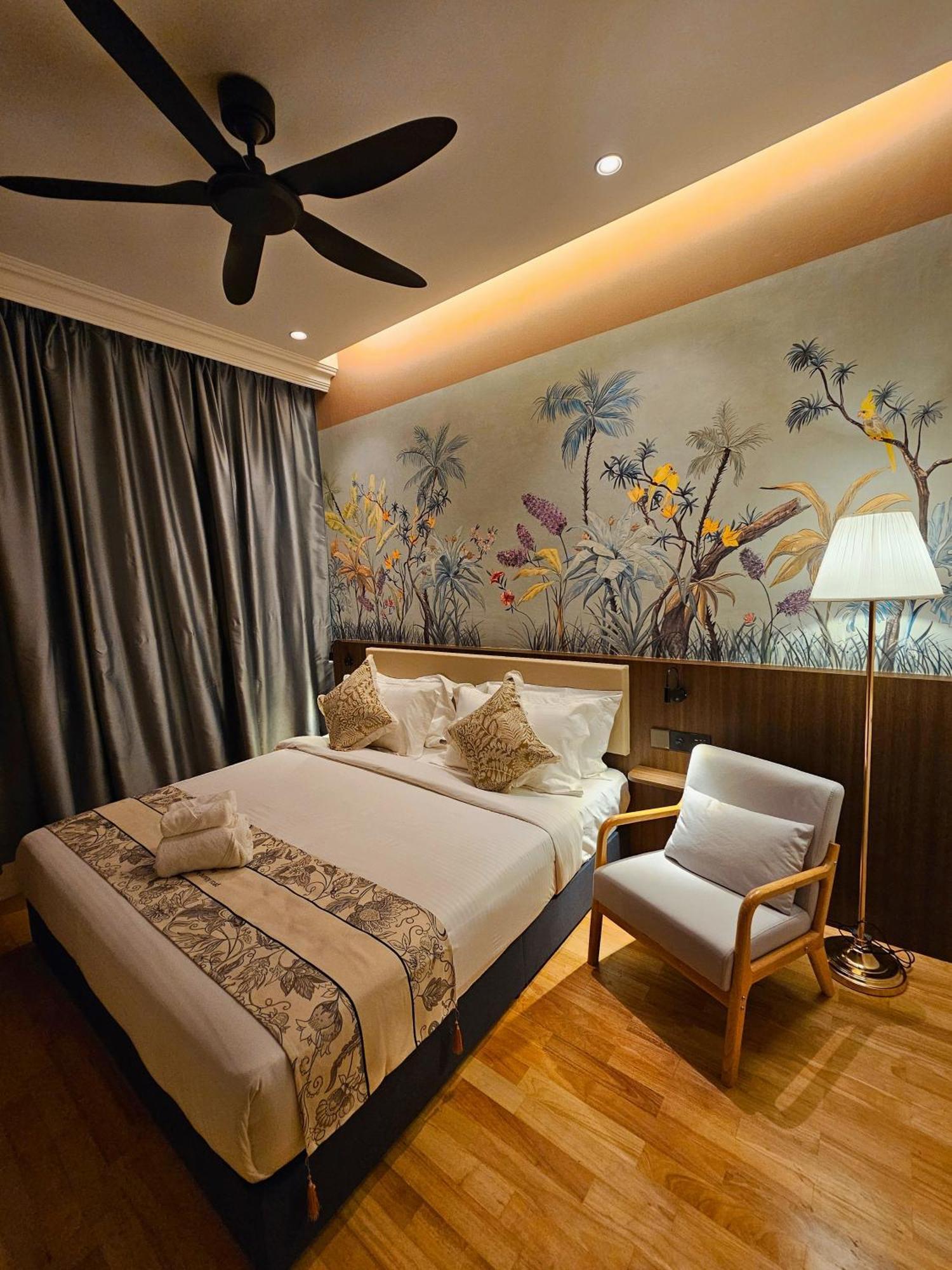 The Palm Suite At Lava Mansion George Town Extérieur photo