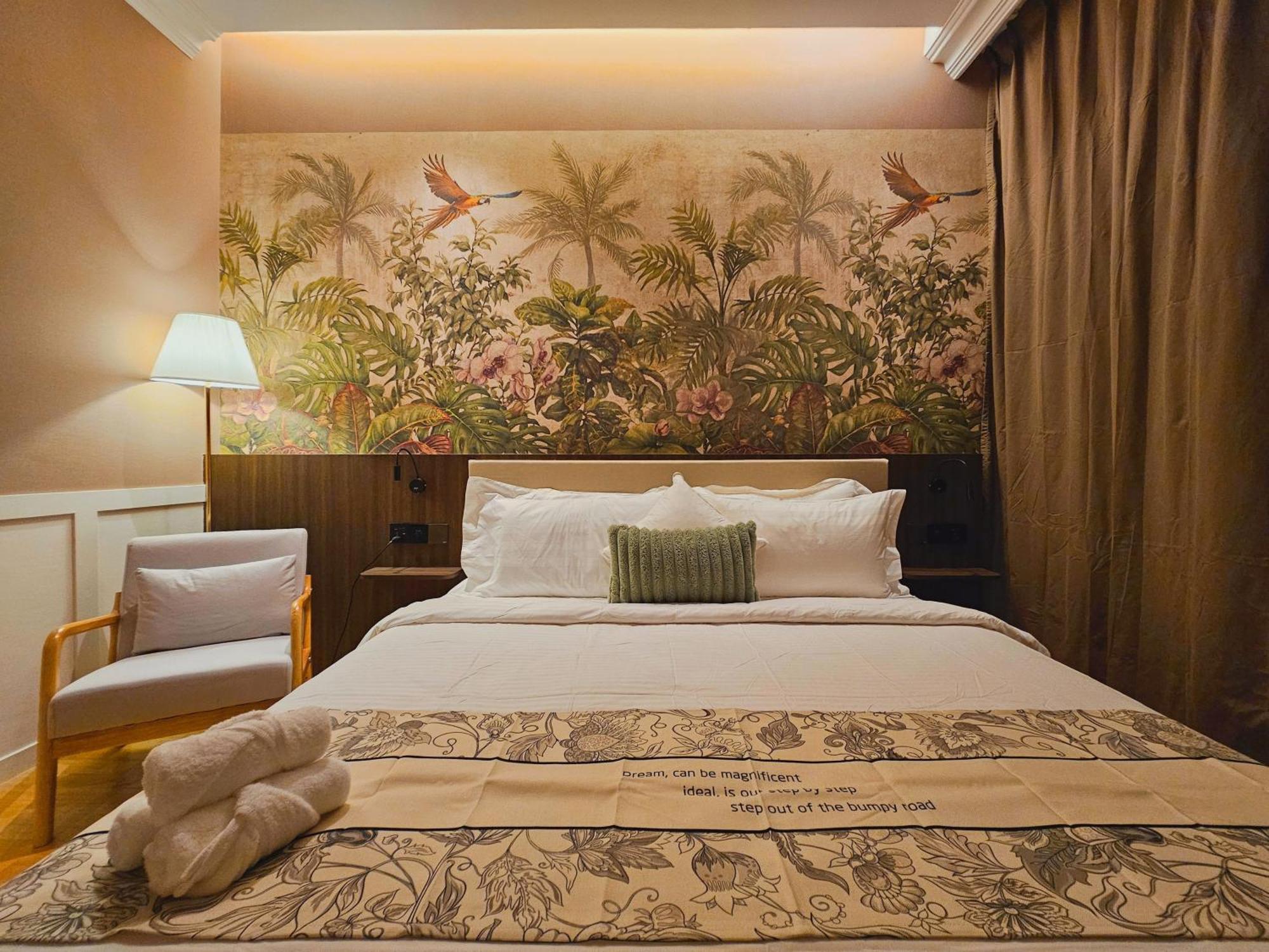 The Palm Suite At Lava Mansion George Town Extérieur photo