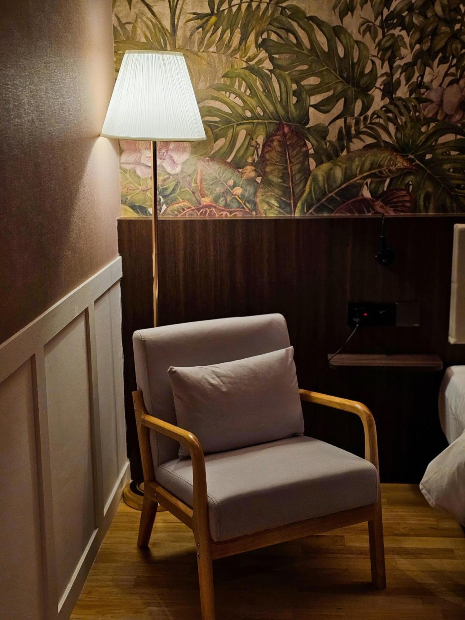 The Palm Suite At Lava Mansion George Town Extérieur photo